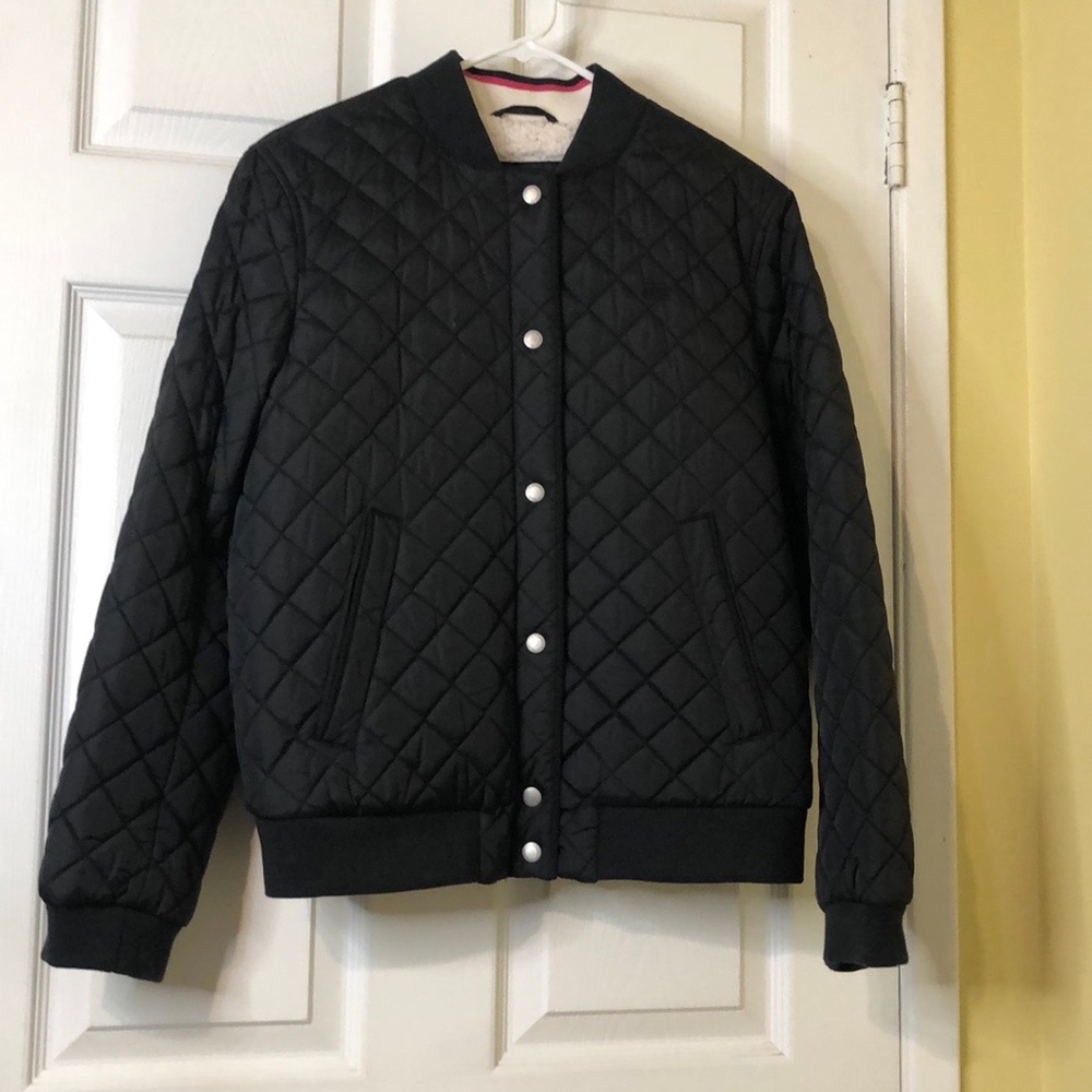 Levi’s Women’s Bomber Diamond Quilted Jacket Size Medium Faux Sherpa-lined